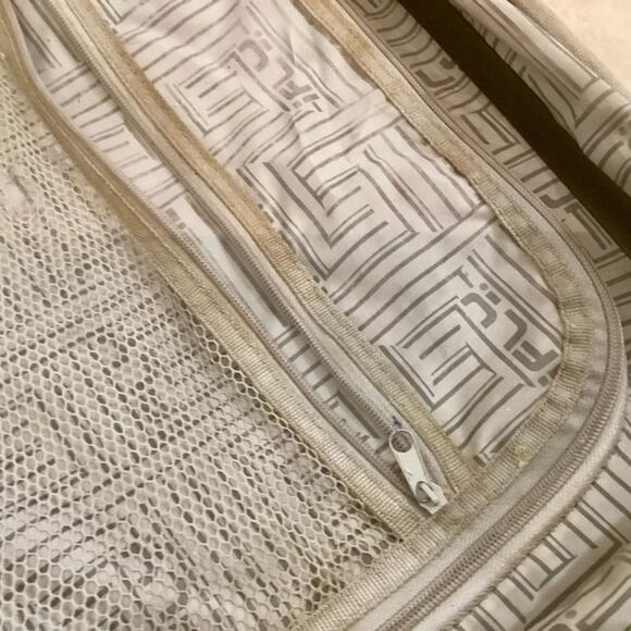 iFLY Carbon Racing Hard Side Carry-On Luggage - Picture 11 of 14